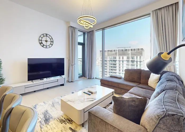Primestay - 2Br With Canal View In Creek Harbour