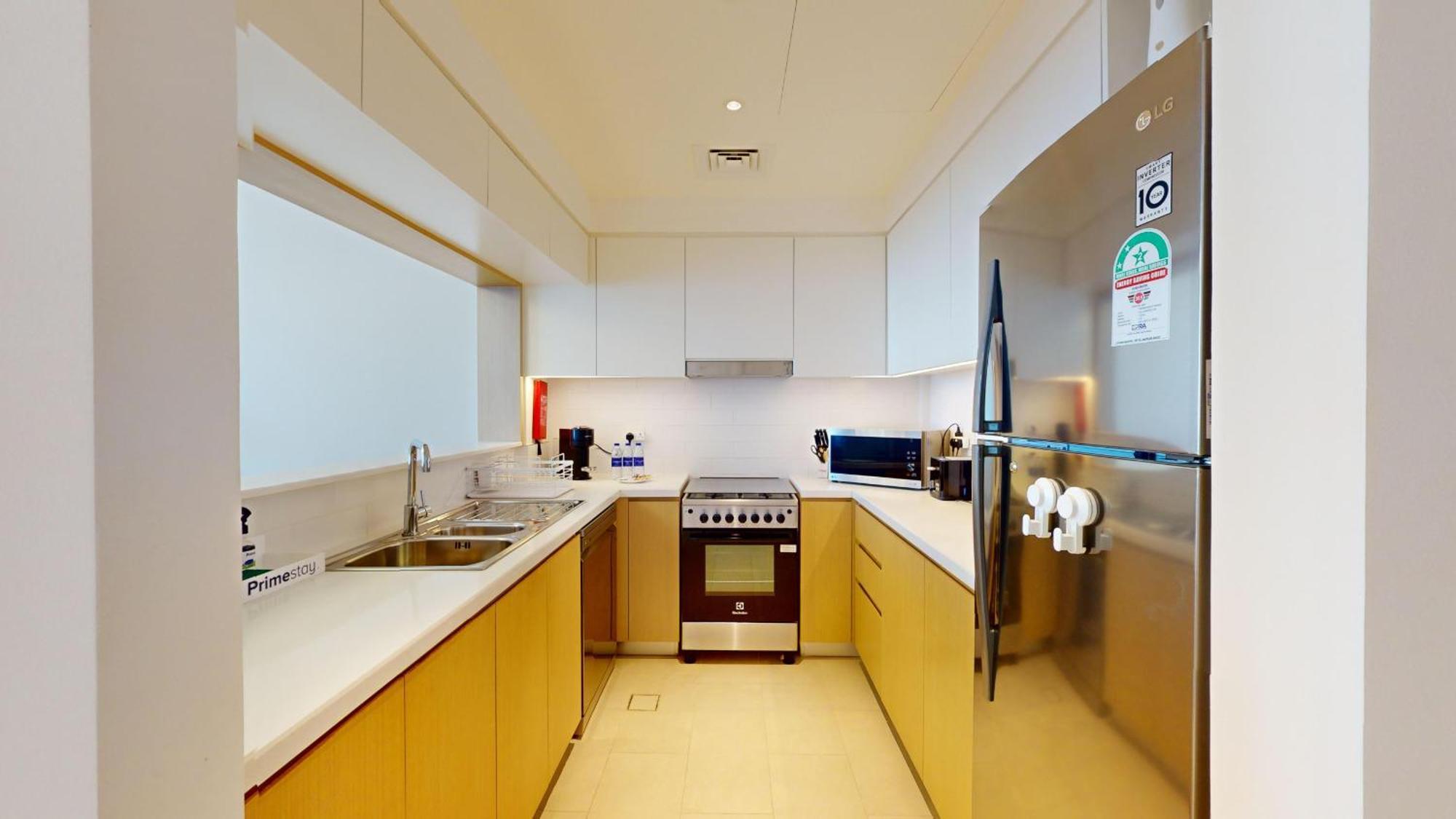 Apartment Primestay - 2br With Canal View In Creek Harbour *